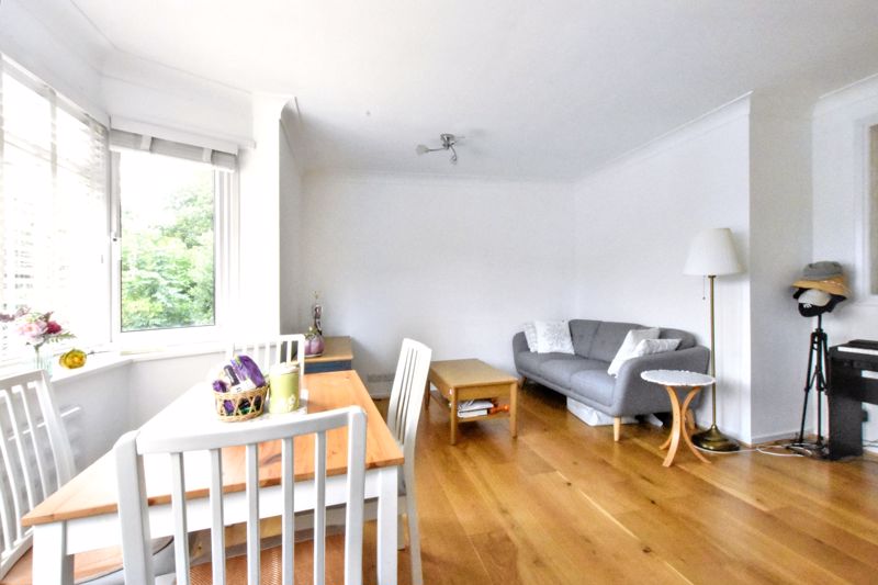 Living Room- click for photo gallery
